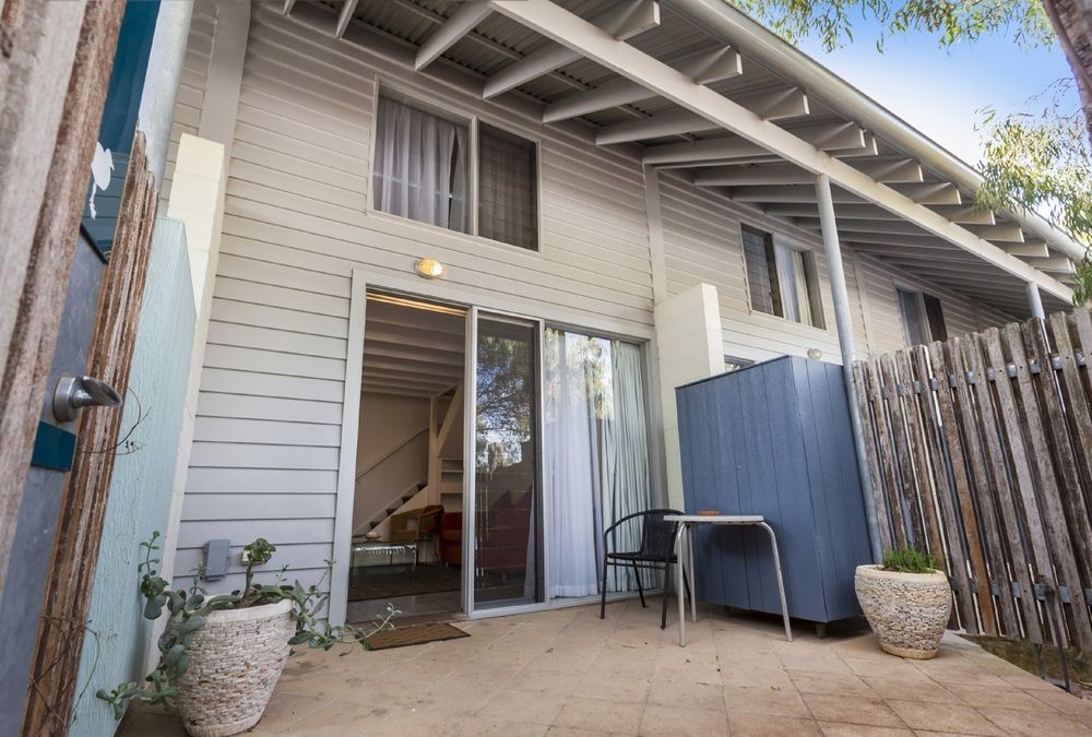 Oceanic Sorrento Apartment Exterior photo